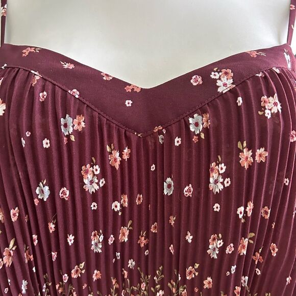 Bohemian Floral Burgundy Cold Shoulder Flutter Sleeve Blouse Size XL - Picture 2 of 8